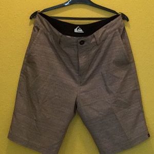 Men’s shorts excellent condition, mesh front pockets, light weight, leisure wear